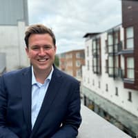Exeter MP Steve Race welcomes plan for 100,000 hospitality jobs for young people