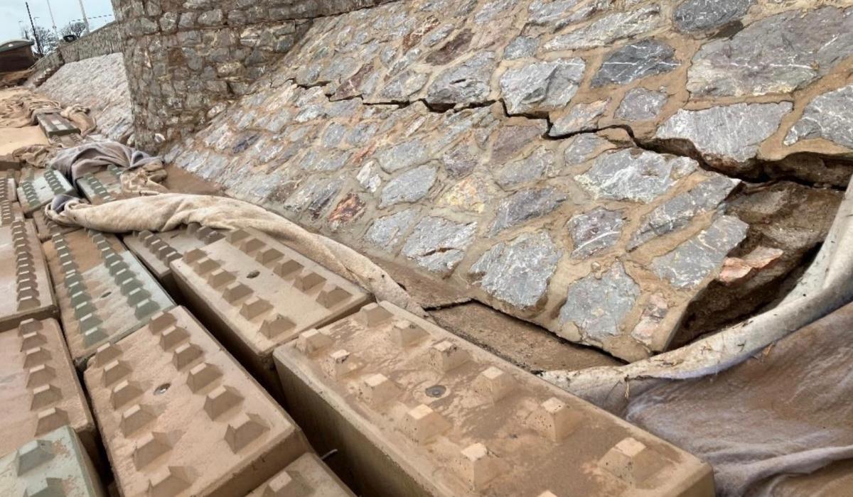 Exmouth sea wall repairs delayed Exeter Today
