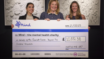 L-R Joana Antunes - Assistant Gallery Manager, Castle Fine Art, Artist Scarlett Raven and Imogen Topliss - Head of Philanthropy, Mind