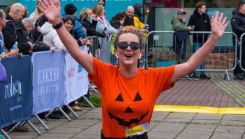Hundreds take over Exeter Quay for spooktacular Halloween charity run