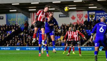 Jayden Wareham heads the Exeter winner. Pic from PPAUK
