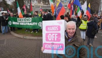 Anti-US rally met by Venezuelan counter-protesters in Dublin