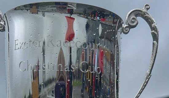 Exeter Racecourse unveils new Christmas Cup for festive raceday
