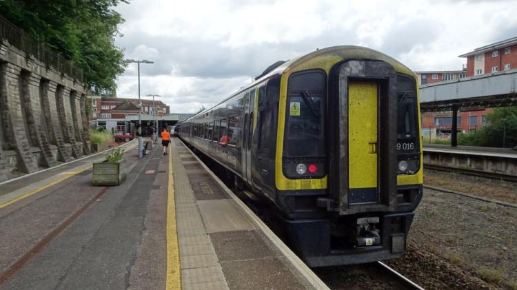 Exeter passengers fed up with 35-year-old trains? This group is fighting to replace them