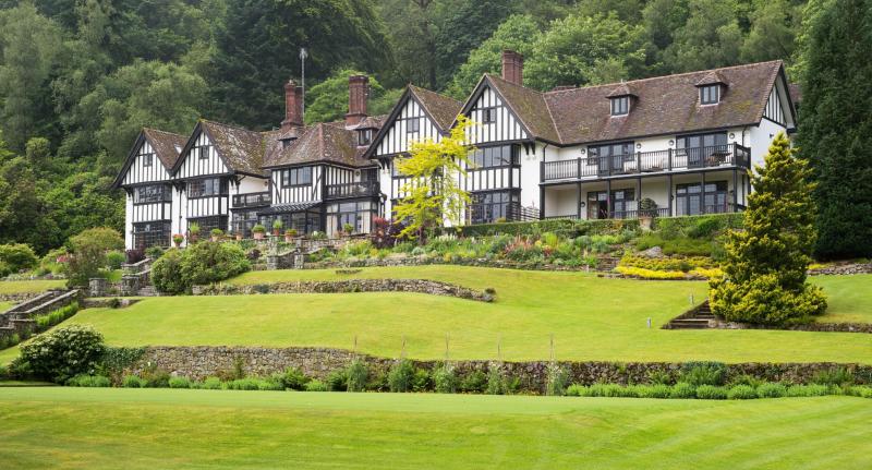 Devon restaurants retain Michelin stars