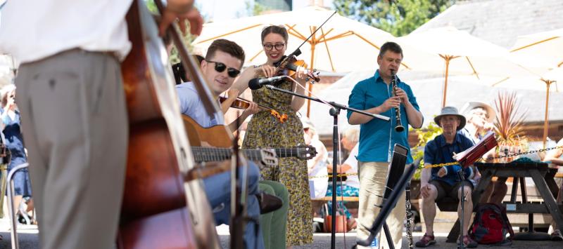 Quayside jazz is back!