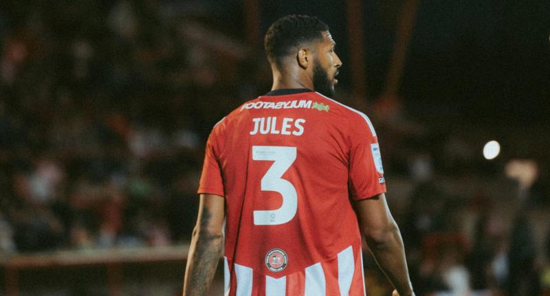 Jules says goodbye to the Grecians