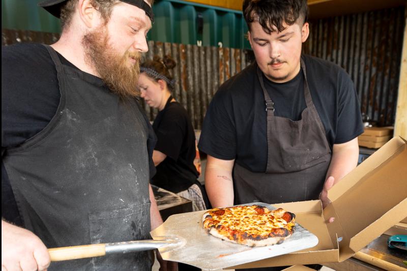 Pizza at Coldharbour Farm’s Solstice Sessions