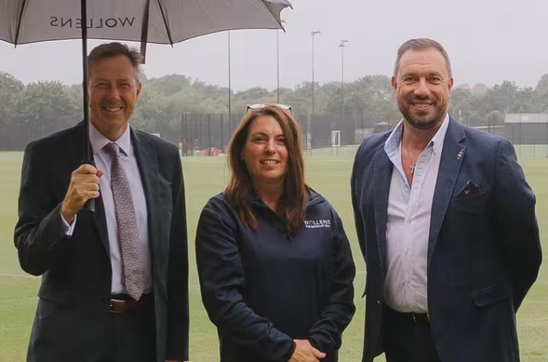 Wollens team up with the Grecians