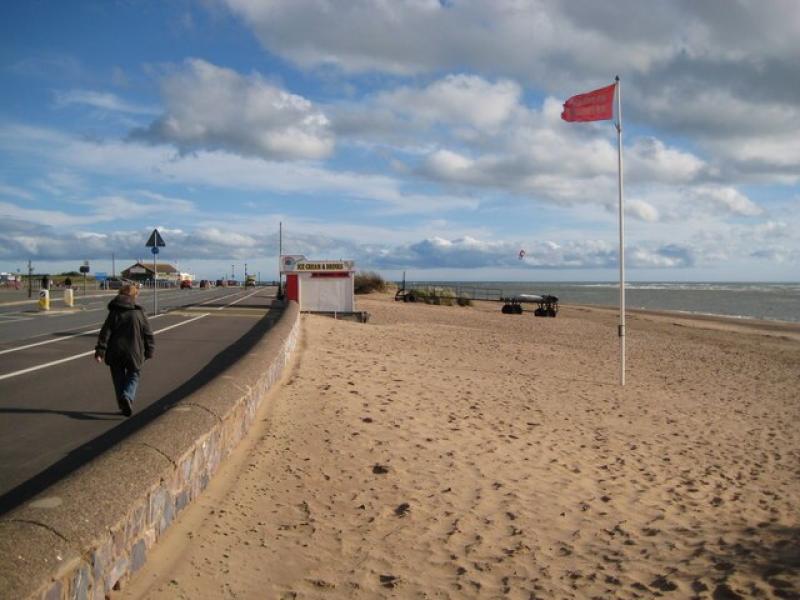 Red flags fly again at Exmouth Beach