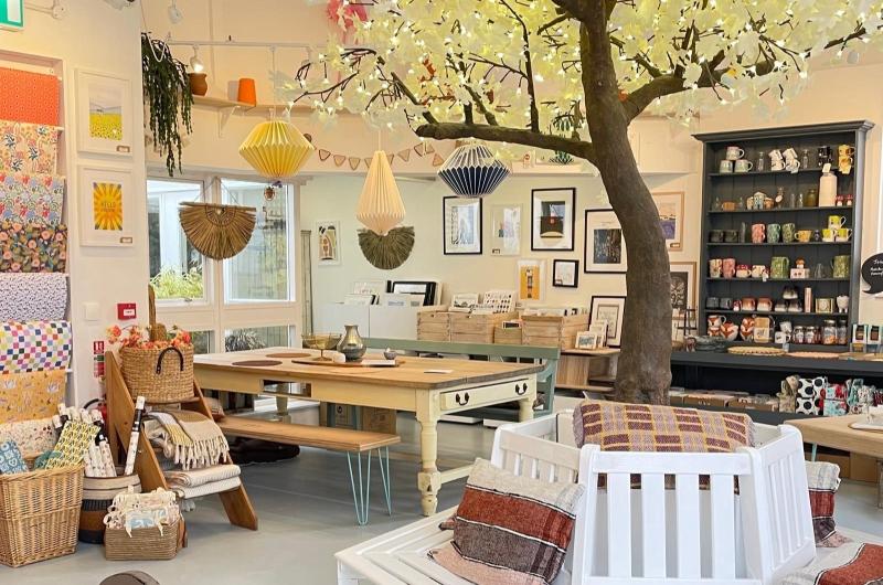 Take a peek inside Hyde and Seek