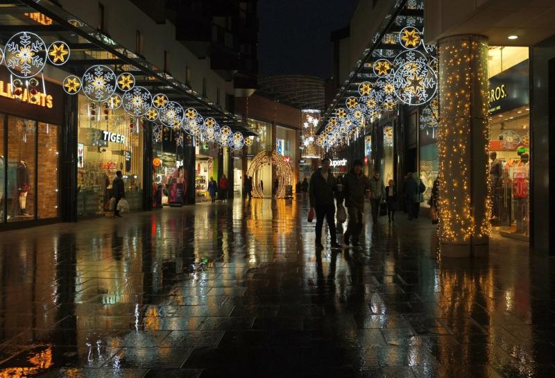 Princesshay late night shopping, Image: Princesshay, Exeter by Derek Harper, CC BY-SA 2.0, via Wikimedia Commons