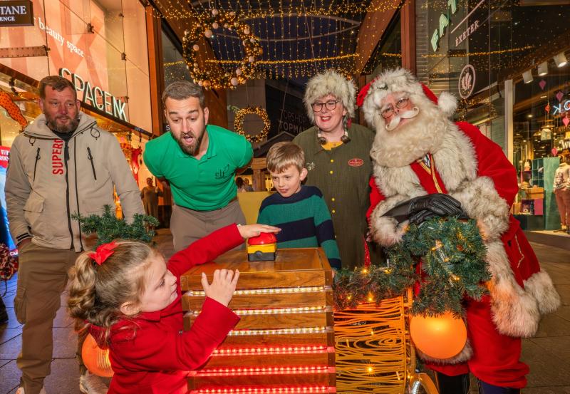 Sophia, aged 4, switches on Princesshay's Christmas Lights, Image: One Voice Media