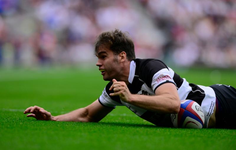 The brilliant Damian Penaud steamrollers Exeter Chiefs. Pic from PPAUK