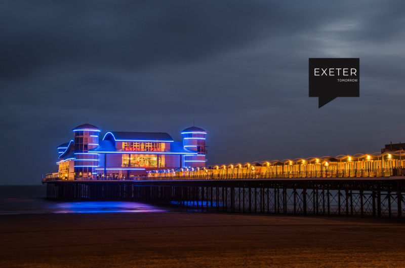 Grand Pier at Weston-super-Mare (Credit: Ian Knox/Wikimedia Commons)