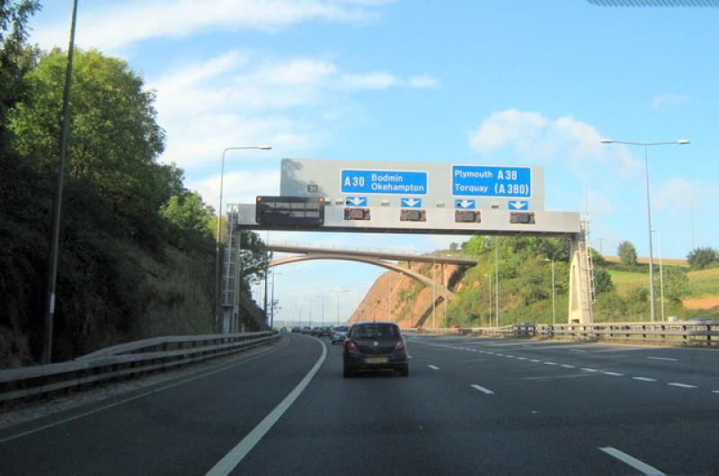 M5 Motorway Junction 31 - A30/A38 Ahead, Photo by Roy Hughes/Wikimedia Commons