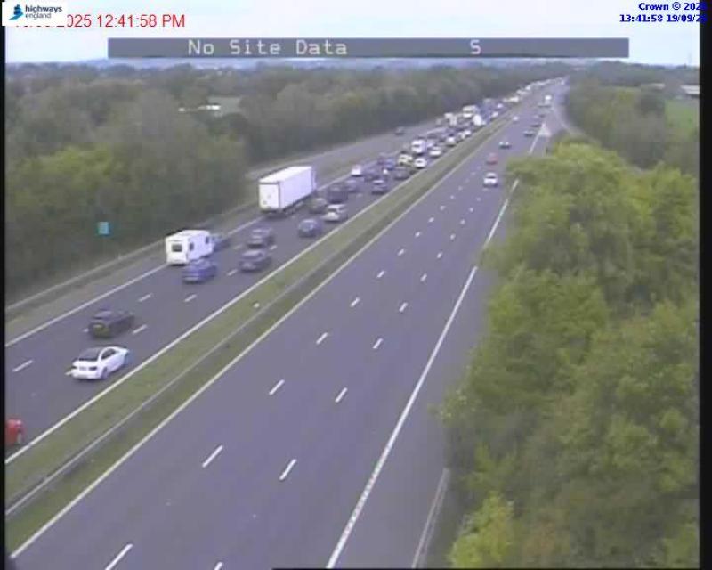 Man dies following M5 collision in Devon