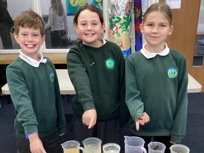 Exwick Heights Primary School recognised nationally for inspiring young scientists