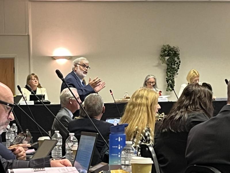 Dave Thomas, council leader, addressing the Torbay Council meeting Pic Guy Henderson