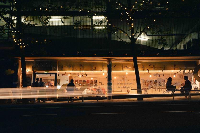 12 Bar Music & Social 